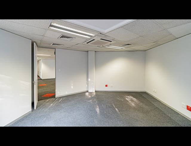 822M² OFFICE TO LET IN PARKTOWN